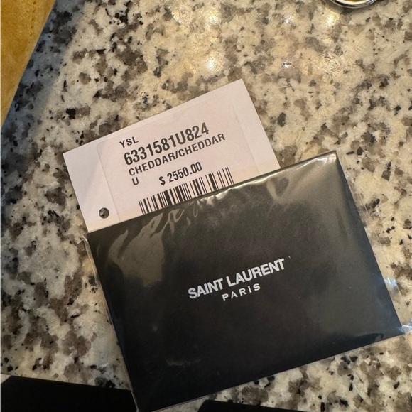 YSL BAG - Picture 5 of 7